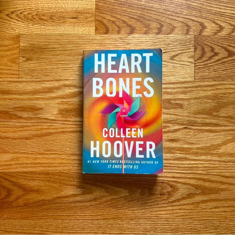 Heart Bones by Colleen Hoover